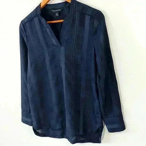 Banana Republic navy tunic - Picture 2 of 3